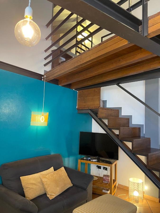Rubra Apartments Парма Экстерьер фото